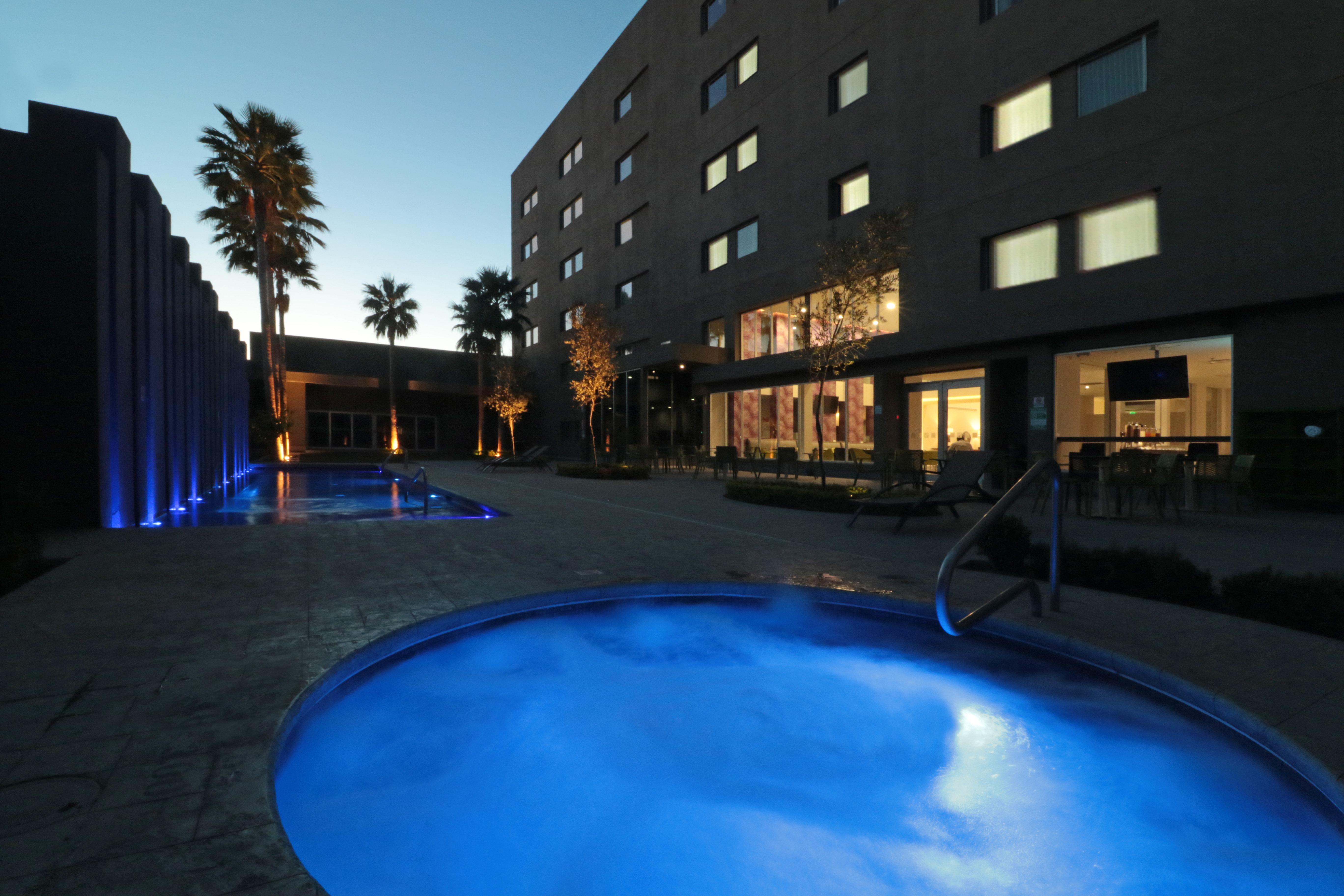 Holiday Inn Express Hotel & Suites Hermosillo, An Ihg Hotel Exterior photo